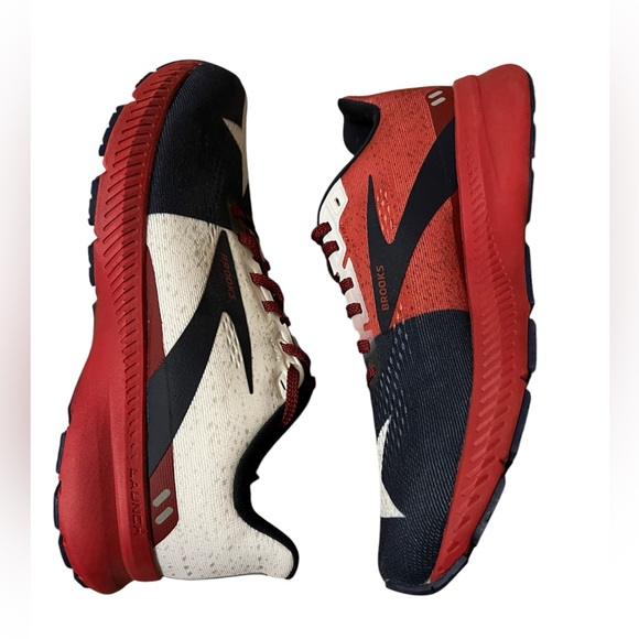 Brooks Shoes - Brooks | Launch 8 - Texas flag edition. Women’s Size 10. New without box.